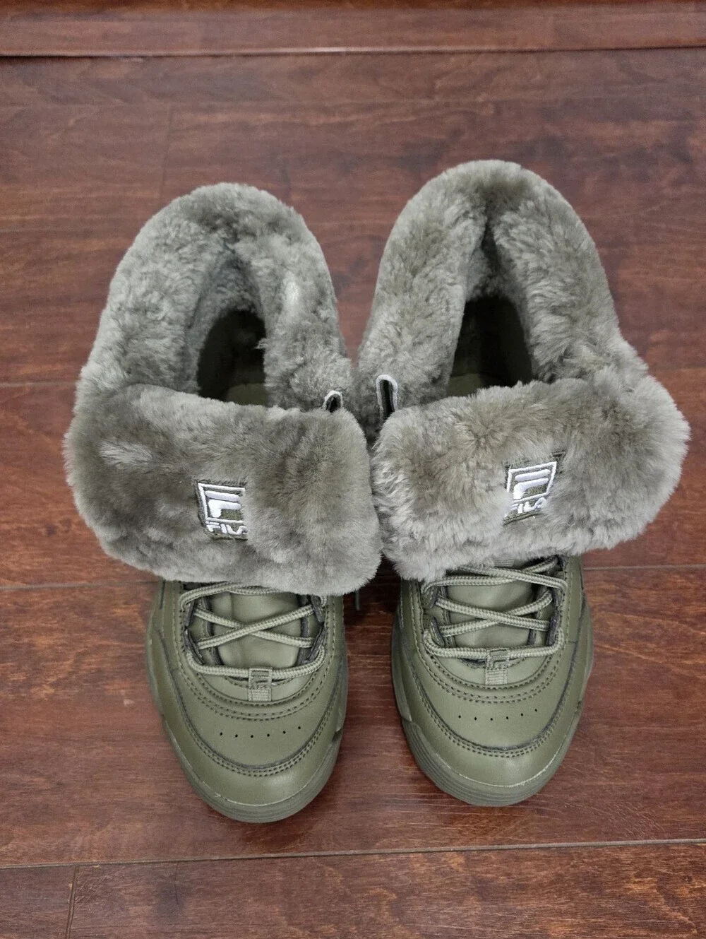 Fila Disruptor Shearling-lined Winter Boot in Olive Green Girls Size 4.5